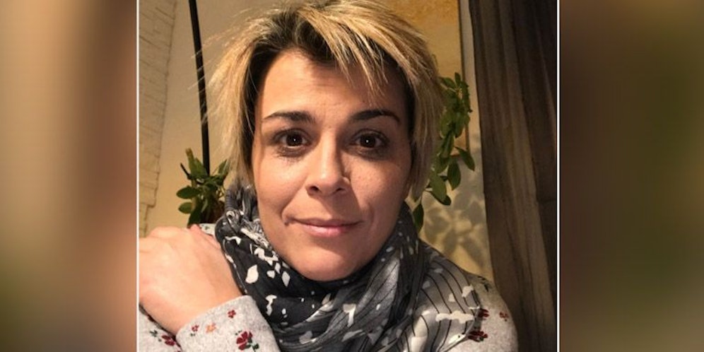 Mama Jennifer N. (41) war beim Online-Homeschooling ihrer Tochter dabei. Das darf sie aber nicht.