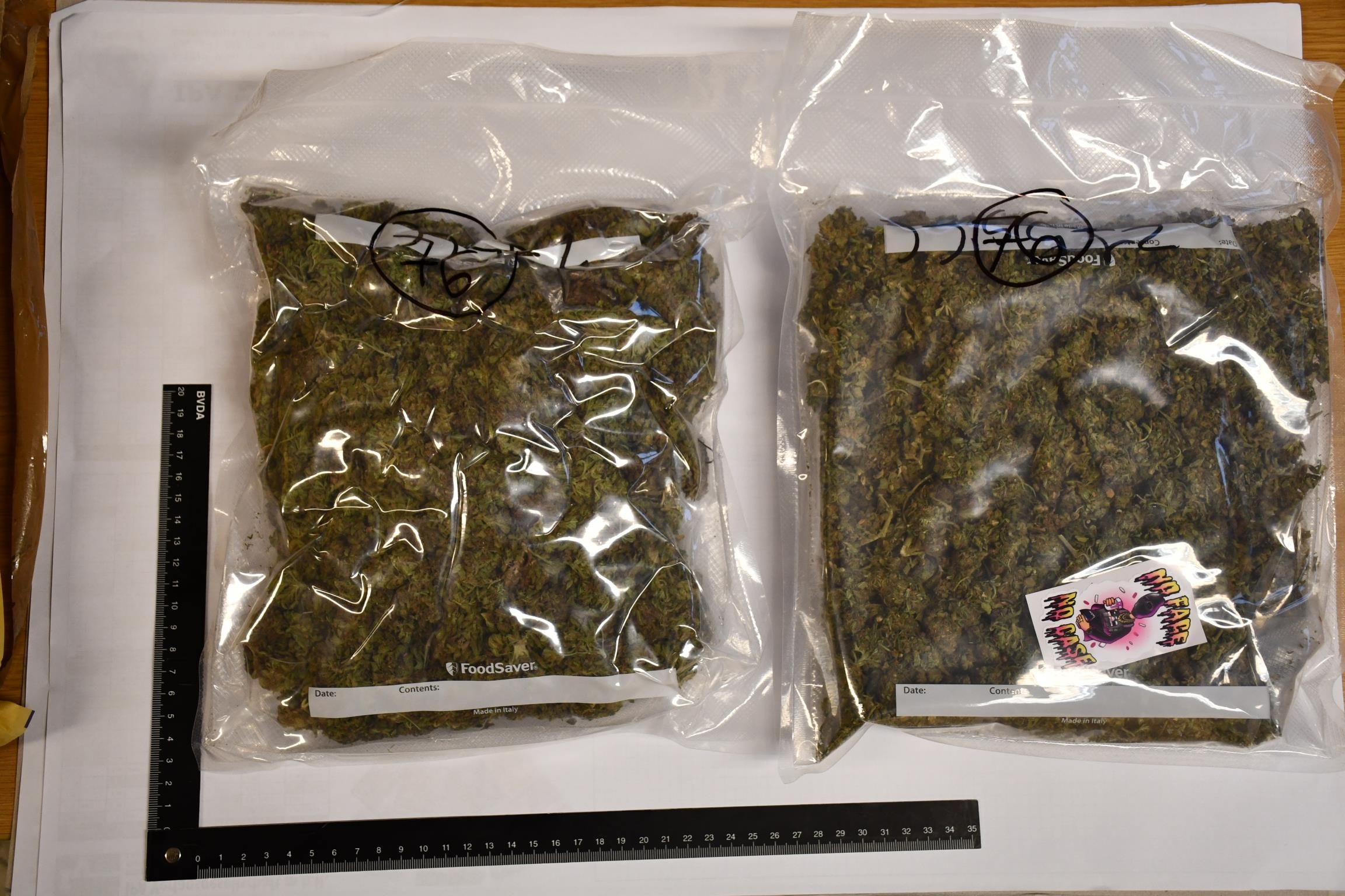 Dem 17-Jährigen wurde noch an Ort und Stelle der Führerschein abgenommen. (Symbolfoto)