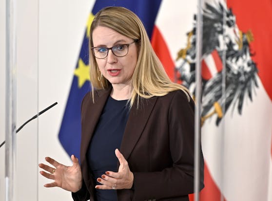 Wirtschaftsministerin Margarete Schramböck (ÖVP)
