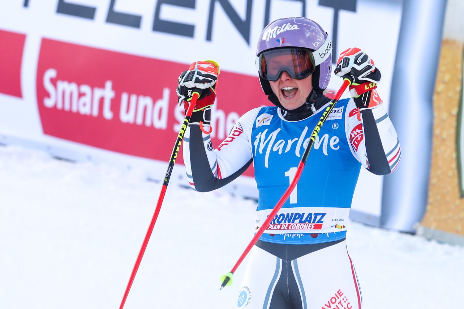 Tessa Worley jubelt über ihren 14. Weltcupsieg.