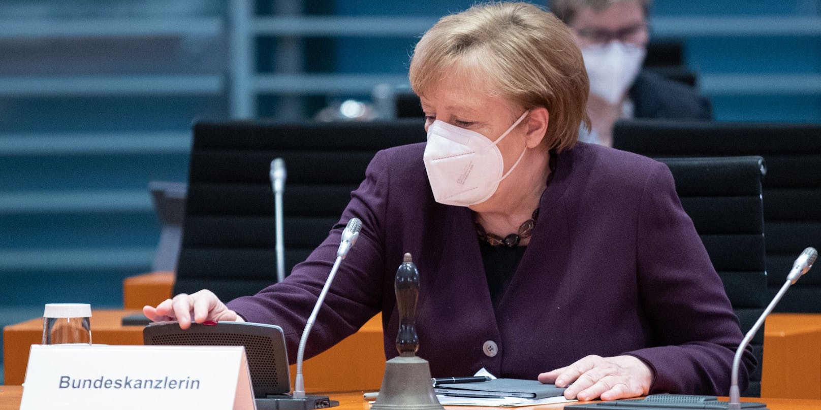 Angela Merkel am 27.01 bei einem Treffen des Kabinetts.