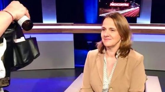 Dagmar Belakowitsch kritisierte den "Corona-Wahnsinn" des Senders.