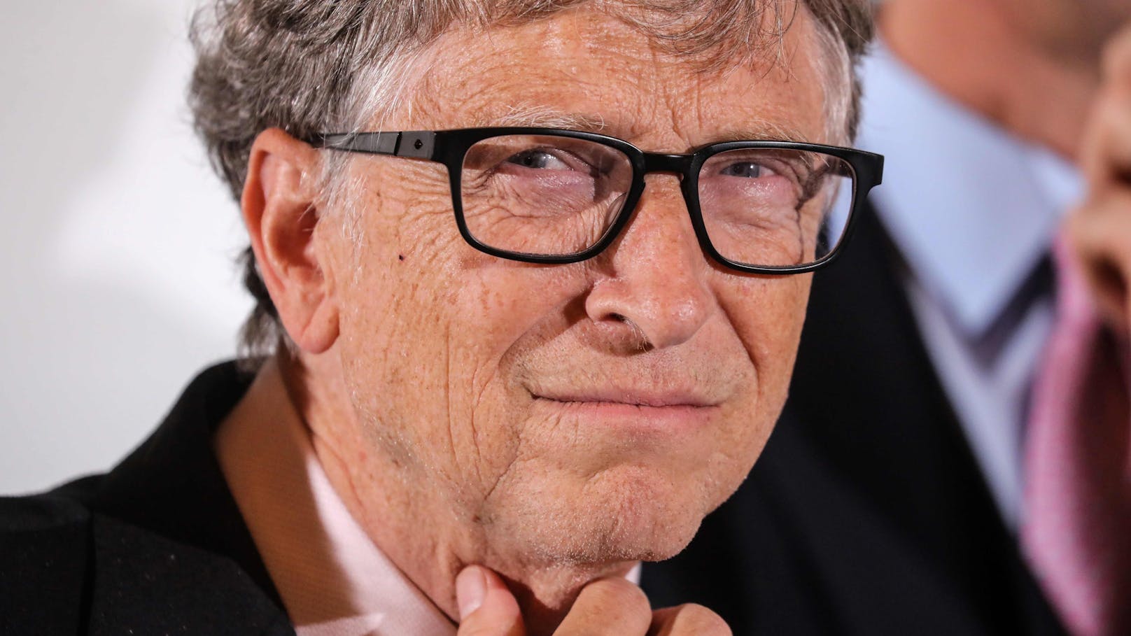 Bill Gates ist positiv auf das Coronavirus getestet worden.