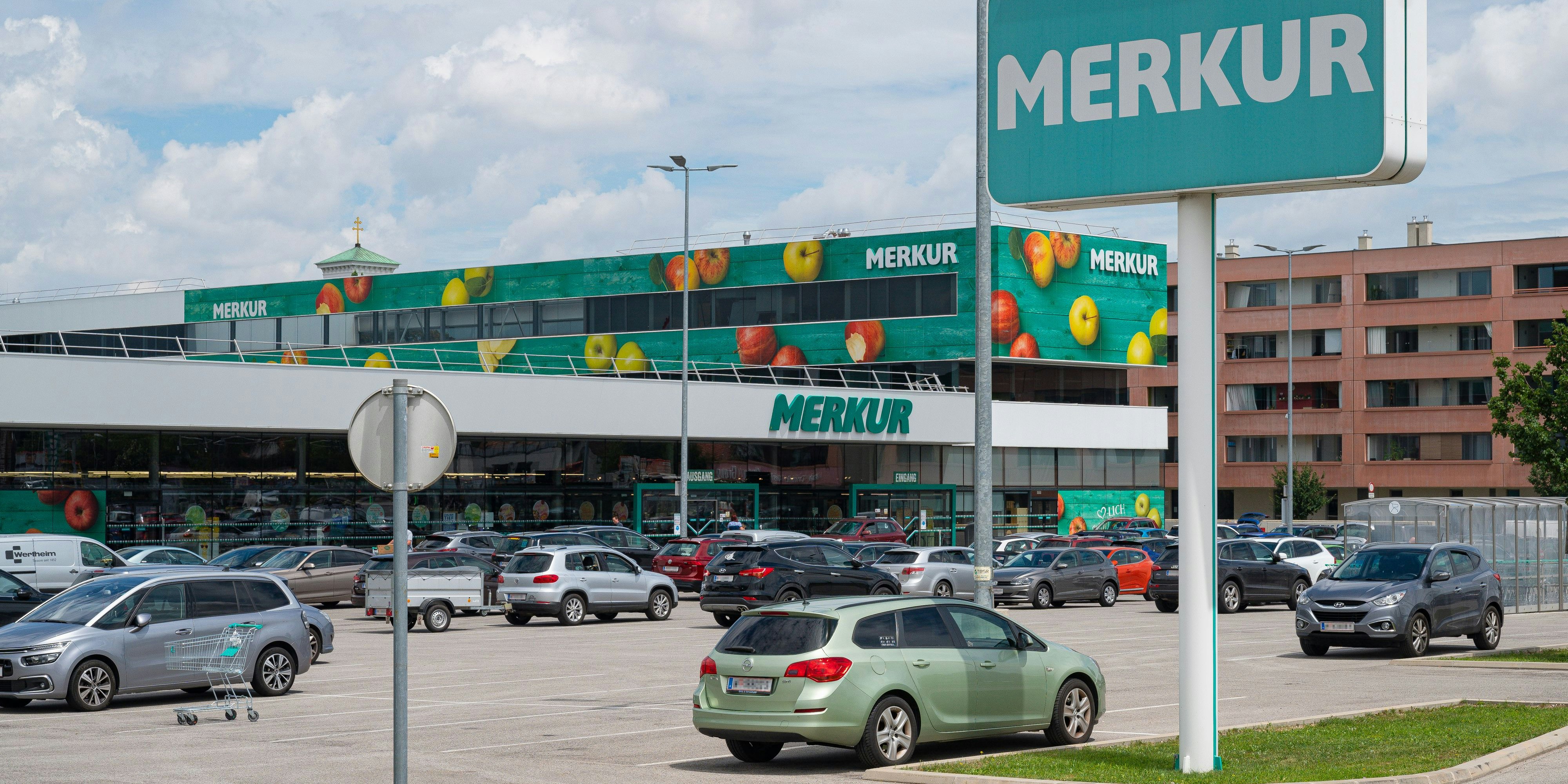 Eine Merkur-Filiale in Inzersdorf