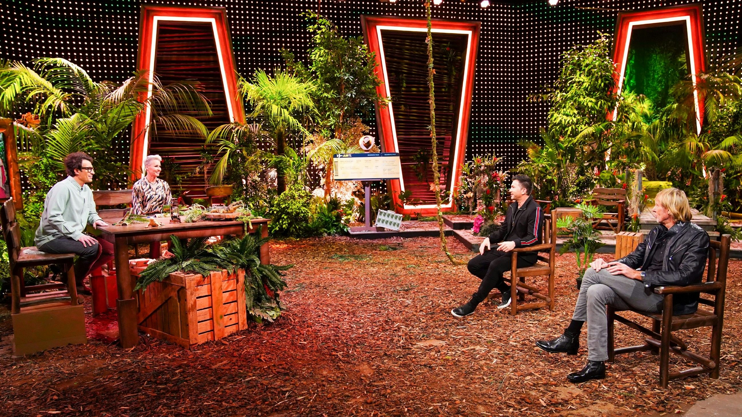 Dschungelshow (Tag 13, 27.1.2021): Hartwich, Zietlow, Cordalis, Thränhardt