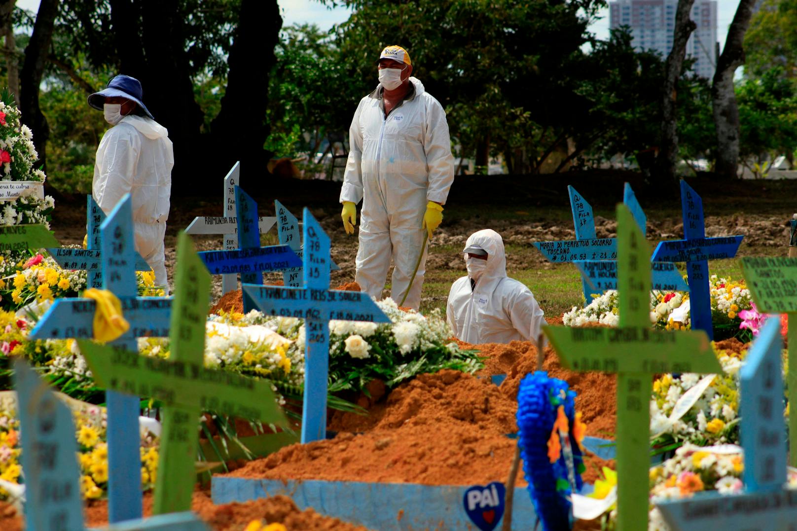 Das Coronavirus wütet erneut in der brasilianischen Metropole Manaus. In den ersten drei Wochen des Jahres 2021 sind im Zusammenhang mit Sars-CoV-2 bereits über 1900 Menschen gestorben.