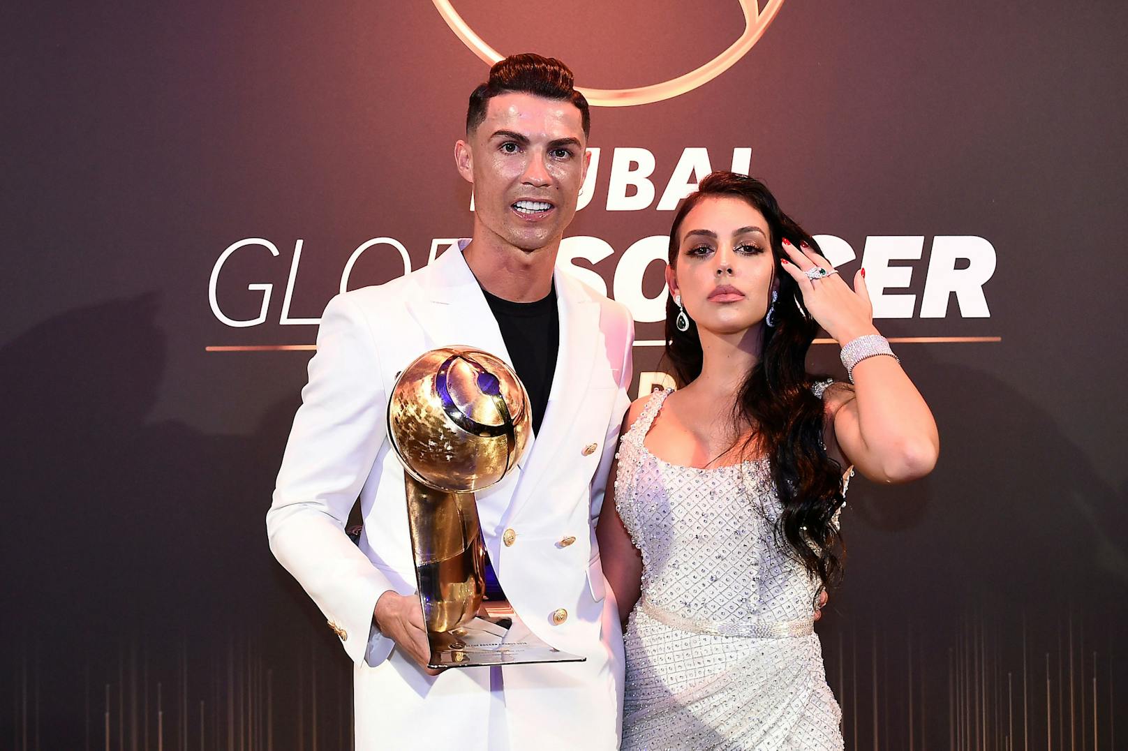 Cristiano Ronaldo mit seiner Georgina