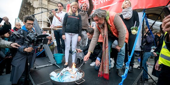 Wir haben Lockdown, aber 17 Demos am Wochenende in Wien ...