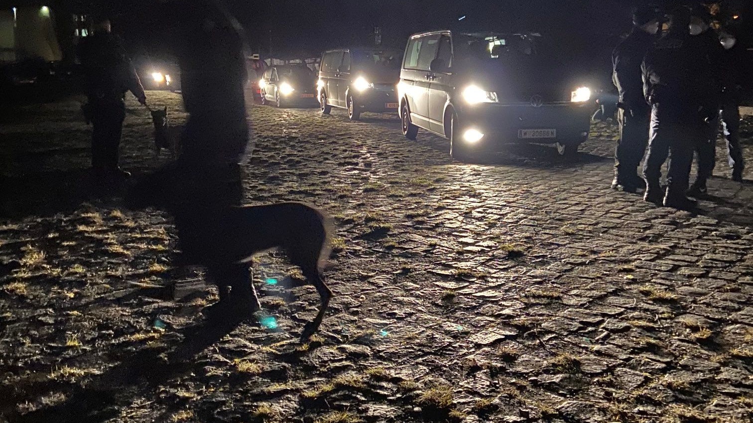 Heute.at - Maturantin und Bruder (16) in Kriegsland abgeschoben
