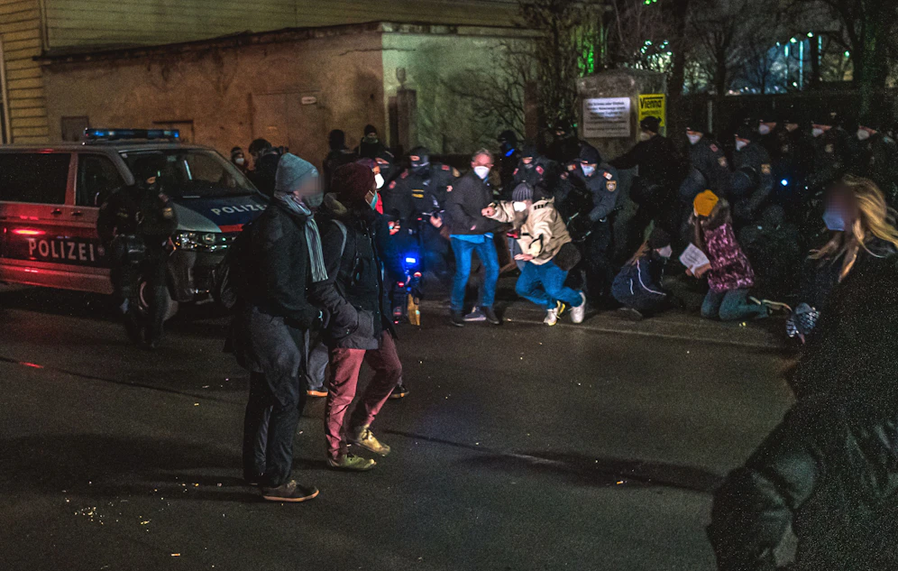 Donnerstagfrüh Wien-Simmering: Proteste gegen Abschiebung nach Georgien