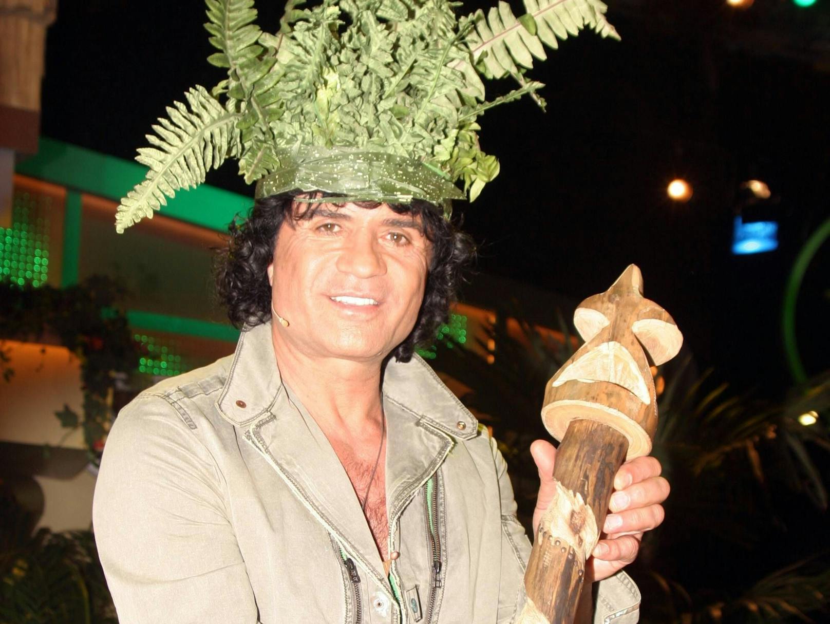 Lucas' verstorbener Vater <strong>Costa Cordalis</strong> wurde 2004 zum ersten Dschungelkönig gekrönt. <br>