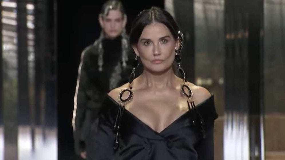 Fendi hat Dank Demi Moore's neuem Gesicht genug Aufmerksamkeit 
