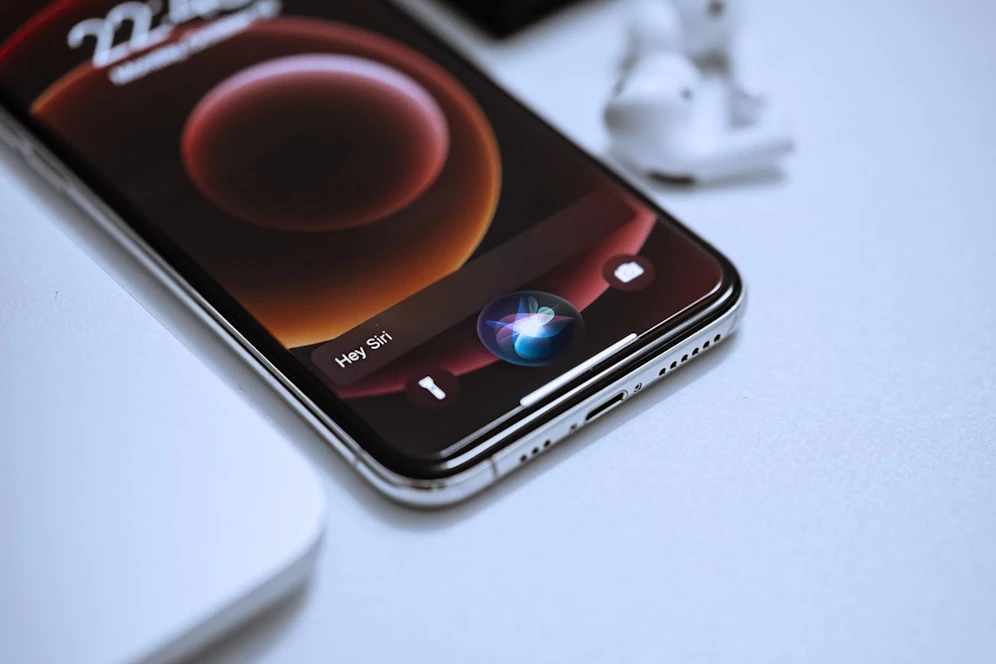 Siri sollte laut Forschern weniger menschlich wirken.