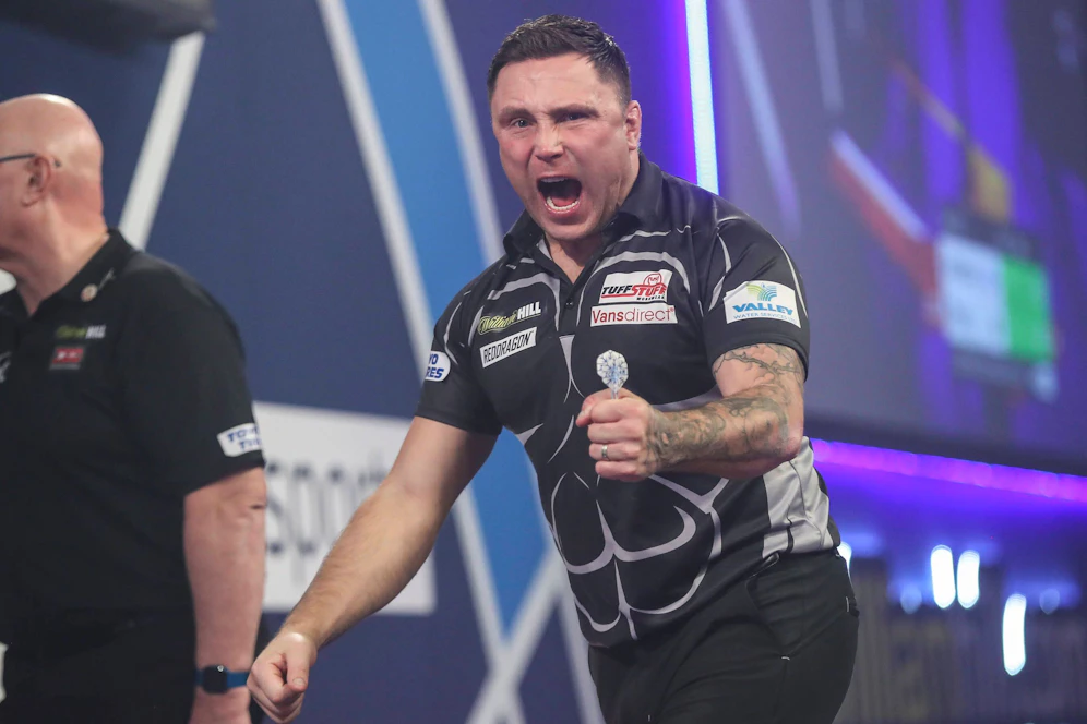 Gerwyn Price jubelt in London über den Darts-WM-Titel.&nbsp;