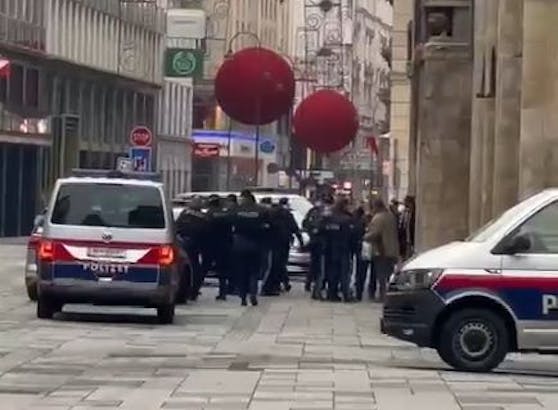 Die Polizei musste den Mann festnehmen.