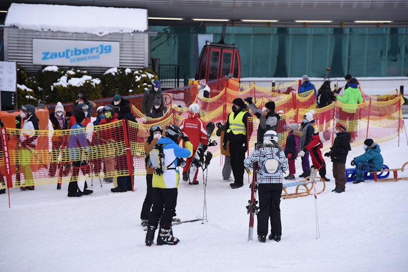 Massen-Andrang: Und wieder stürmten zahlreiche den Zauberberg Semmering.