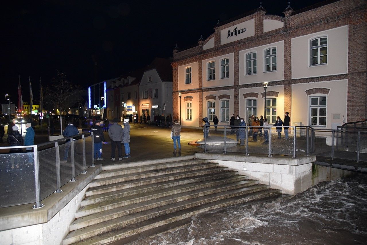 Der Andrang bei der Teststraße war groß.