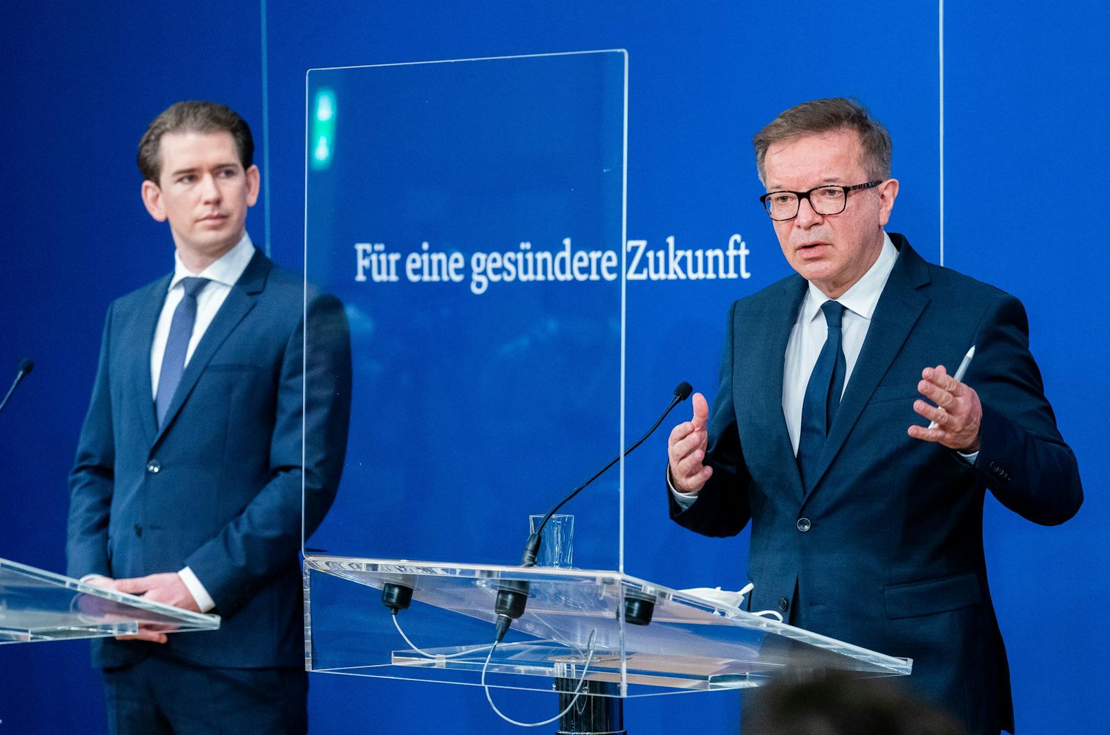 Sebastian Kurz (VP) und Rudolf Anschober (Grüne) beraten intensiv erste Öffnungsschritte.