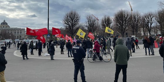 Die Gegendemo am Ballhausplatz