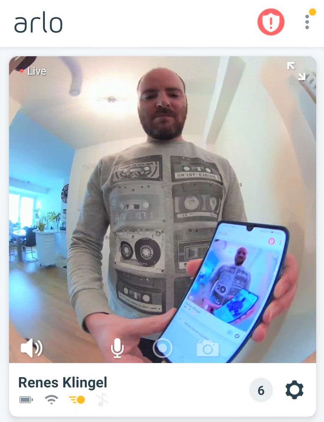 Auch in dunklen Umgebungen (Foto) bekommt man noch ein brauchbares Bild. In hellen Umgebungen ist alles knackscharf.