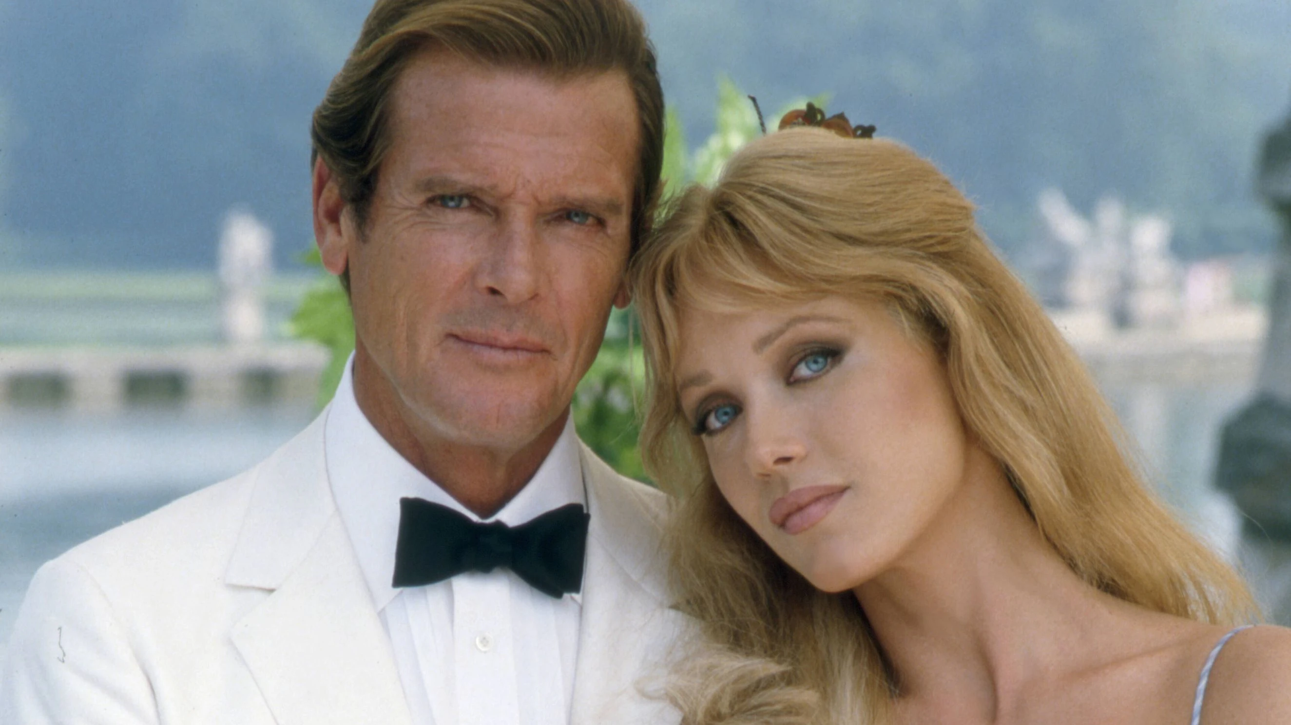 <strong>Tanya Roberts</strong> wurde an der Seite von <strong>Roger Moore</strong> im 007-Abenteuer "Im Angesicht des Todes" weltberühmt.<br>