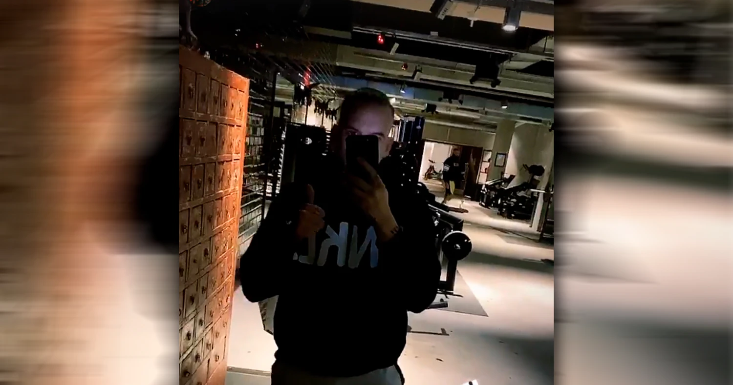 RAF Camora trainiert fleißig im Lockdown.