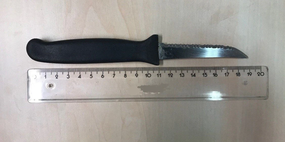 Das Messer wurde sichergestellt.