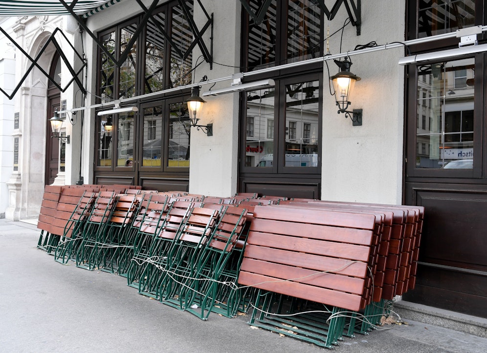 Der Lockdown in Österreich wird um eine Woche verlängert. Das sogenannte Freitesten ist gescheitert.