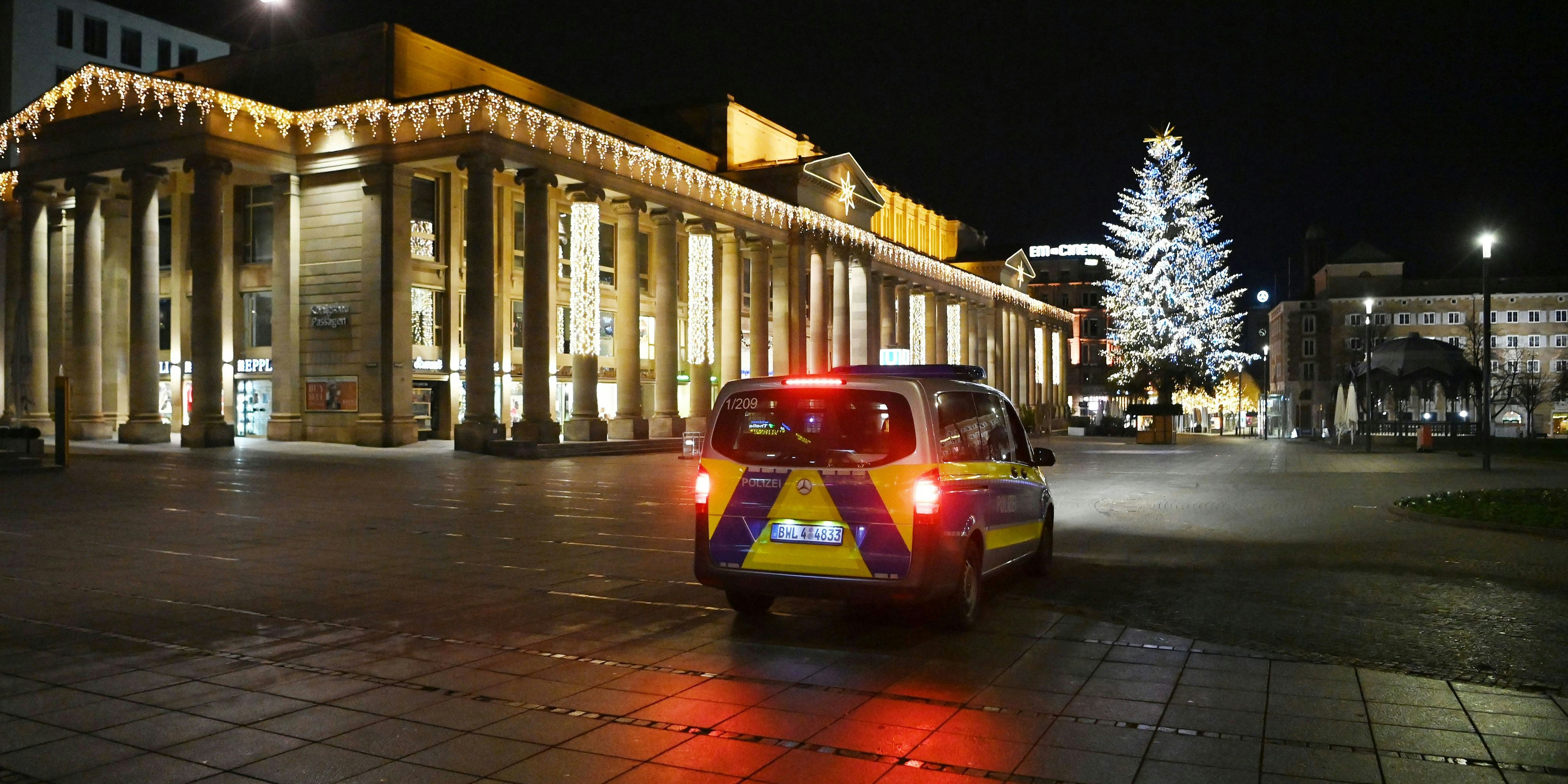 Blick auf den Schlossplatz in Stuttgart (Archivfoto)