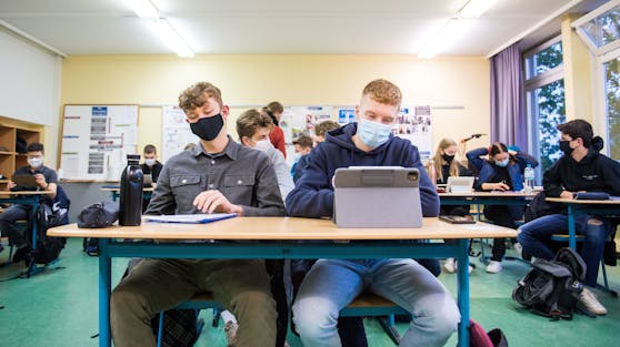 Die Oberstufen können für Schularbeiten oder Vorbereitungen schon Anfang Jänner zurück an den Standort geholt werden, heißt es aus dem Bildungsministerium.