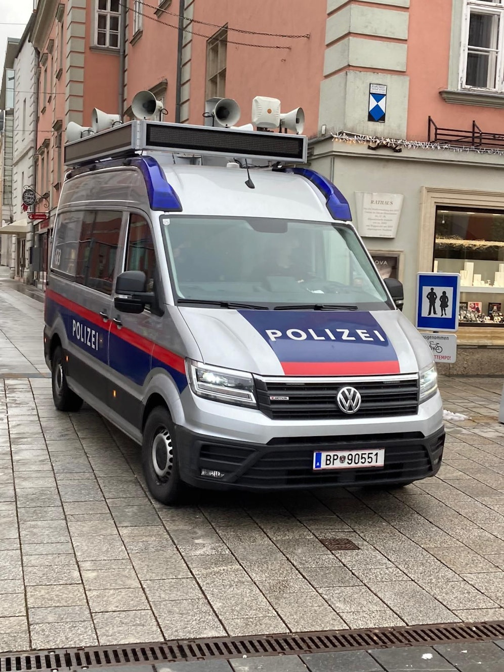 Symbolbild eines Polizeieinsatzes