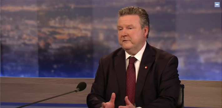 Im "Wien Heute"-Interview spricht sich Bürgermeister Michael Ludwig (SPÖ) für die Möglichkeit aus, mit einem "sehr aktuellen" Testergebnis Kultur- und Sportveranstaltungen zu besuchen.