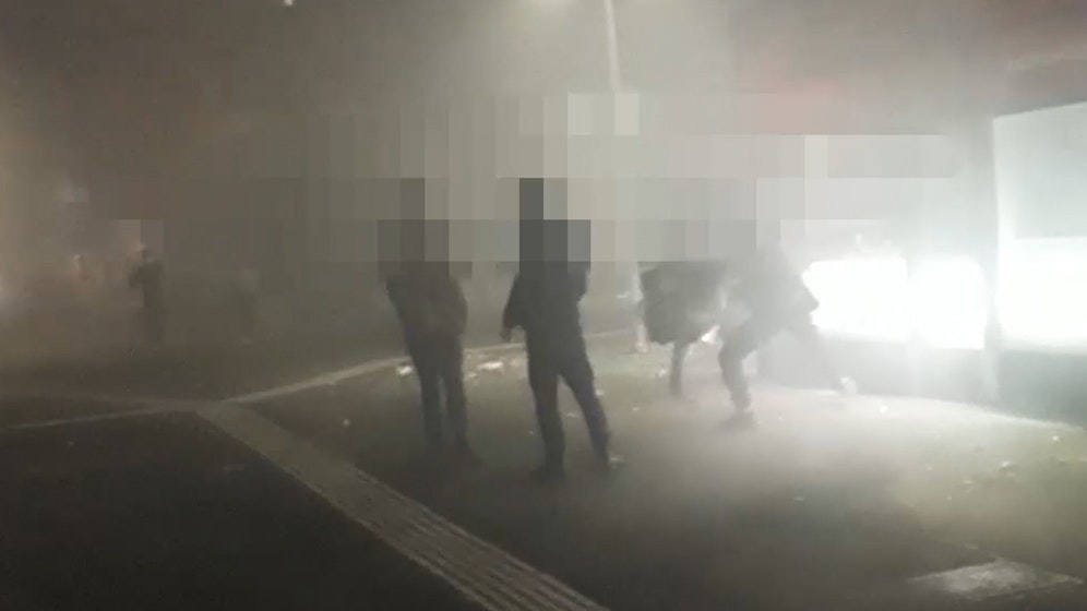 In der Silvesternacht randalierten Jugendliche am Reumannplatz.