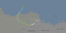 Flugzeug in Indonesien von Radar verschwunden