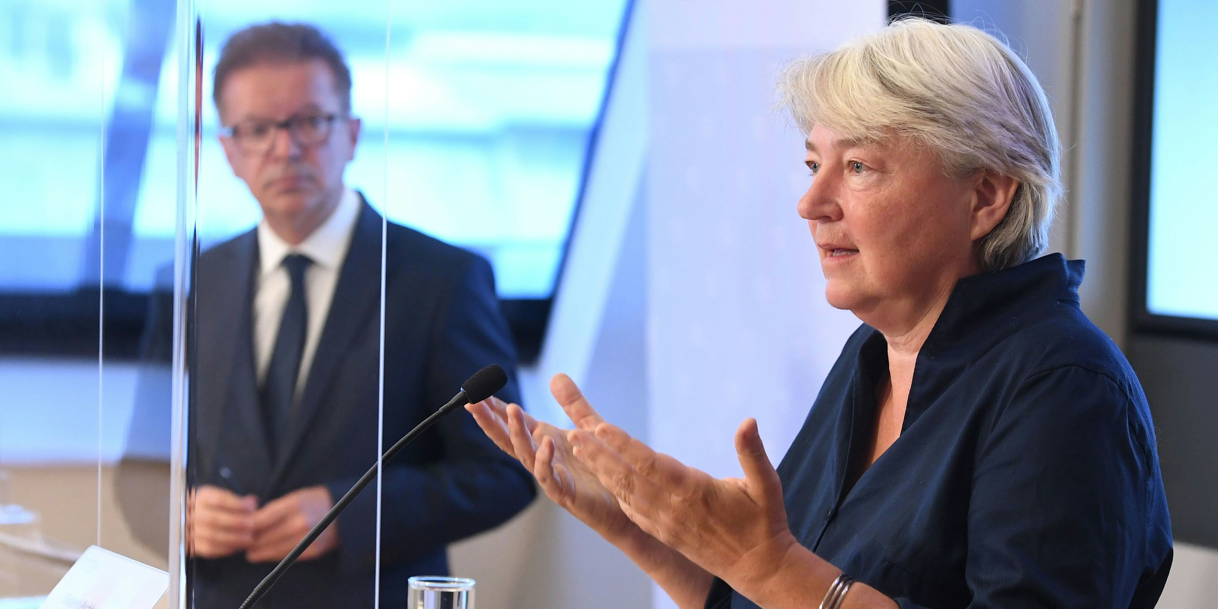 Virologin Elisabeth Puchhammer-Stöckl: "Reintesten" am besten an jenem Tag, an dem die Veranstaltung stattfindet, und nicht in den derzeit kolportierten 48 Stunden.