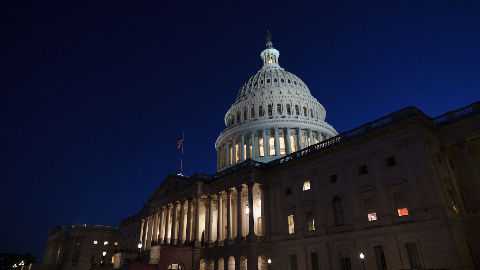 In den USA konnte der Shutdown vorerst verhindert werden.