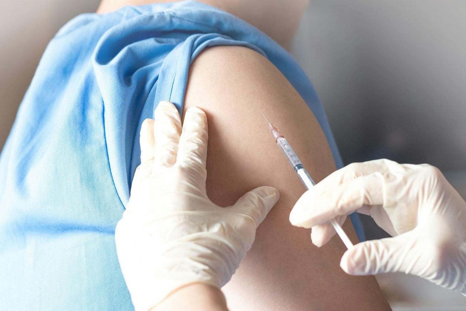 Aktuelle Zahlen zeigen einen verschwindend kleinen Anteil an Impfdurchbrüchen bei vollständig Geimpften.<br>