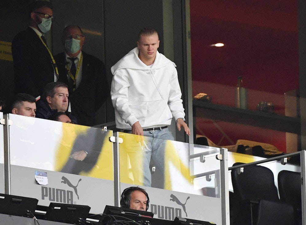 Erling Haaland im Luxus-Pullover. 