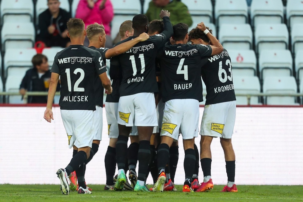 Die Admira feiert den 2:0-Erfolg gegen Altach. 