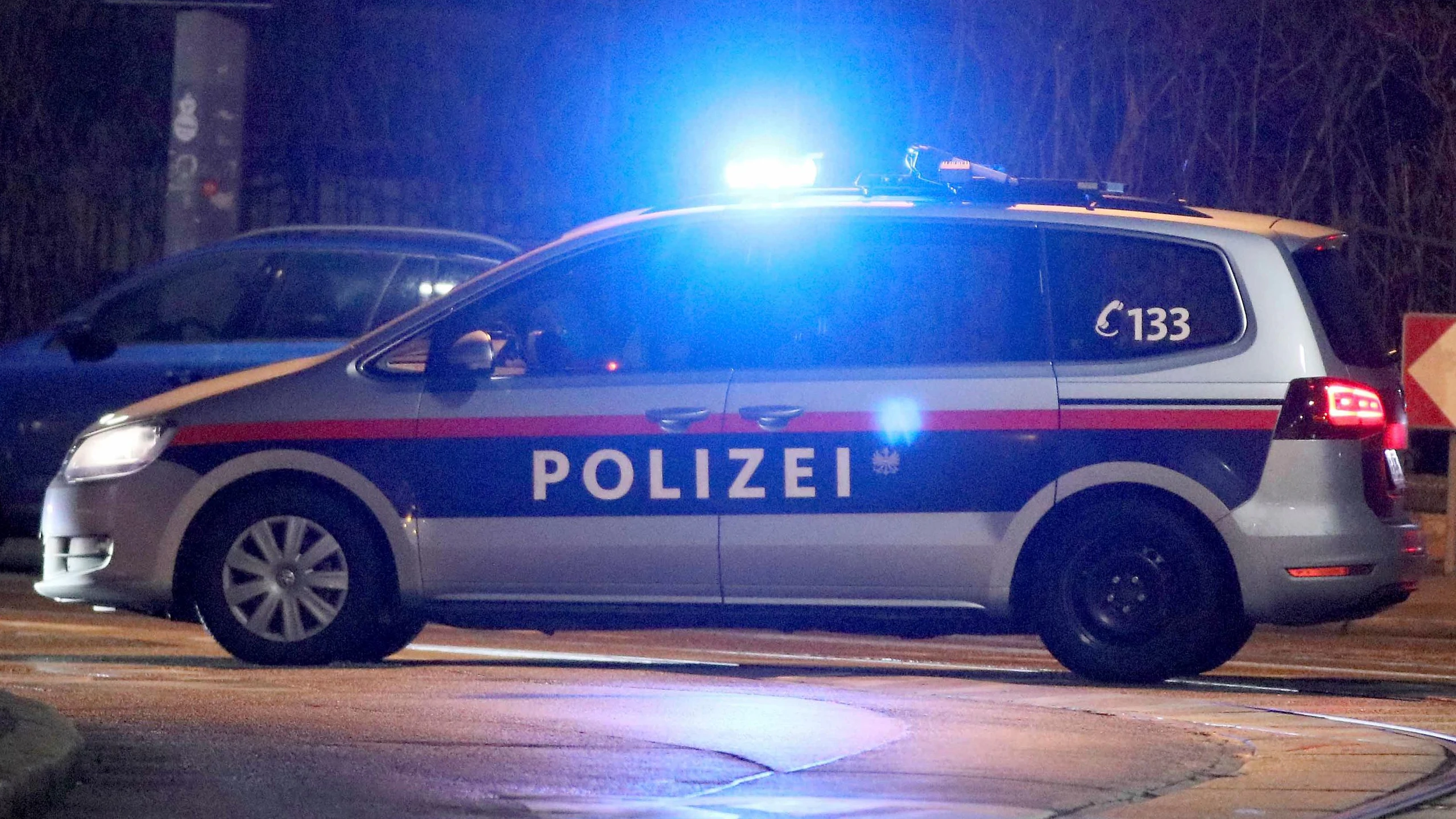Gegen den Mann wurde ein ein Betretungs- und Annäherungsverbot ausgesprochen (Symbolbild).