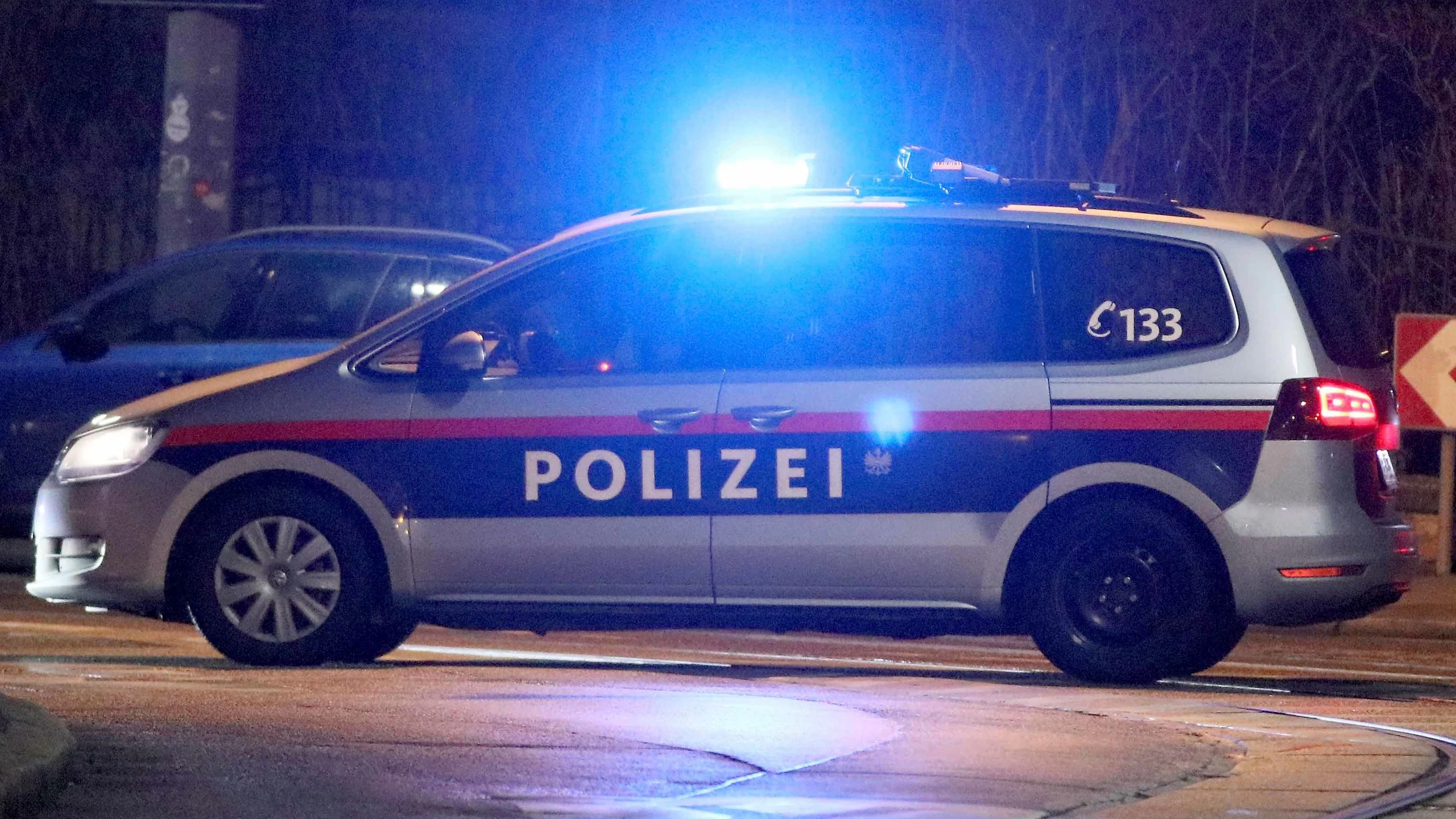 Gegen den Mann wurde ein ein Betretungs- und Annäherungsverbot ausgesprochen (Symbolbild).