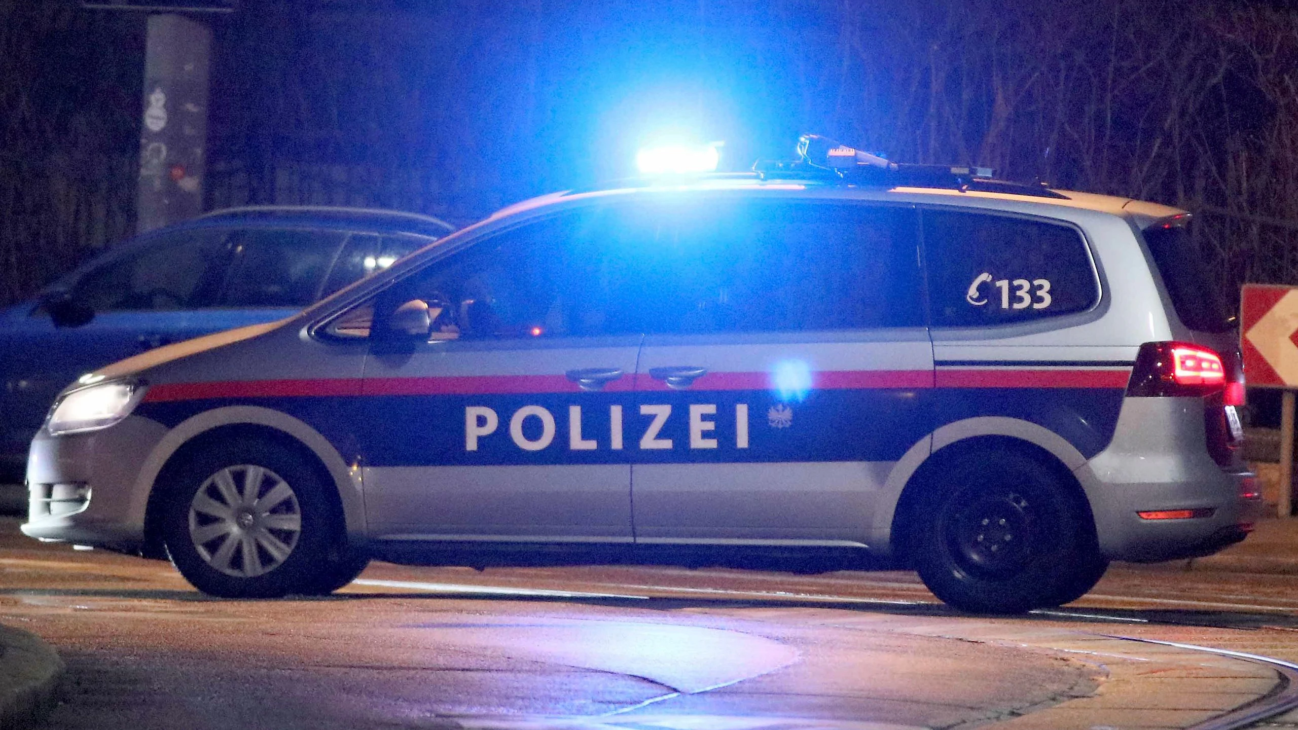 Gegen den Mann wurde ein ein Betretungs- und Annäherungsverbot ausgesprochen (Symbolbild).