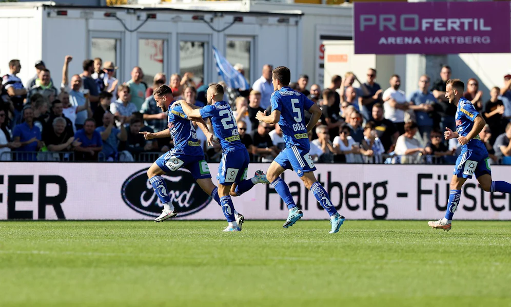 Hartberg jubelt über den Doppelschlag gegen Sturm.