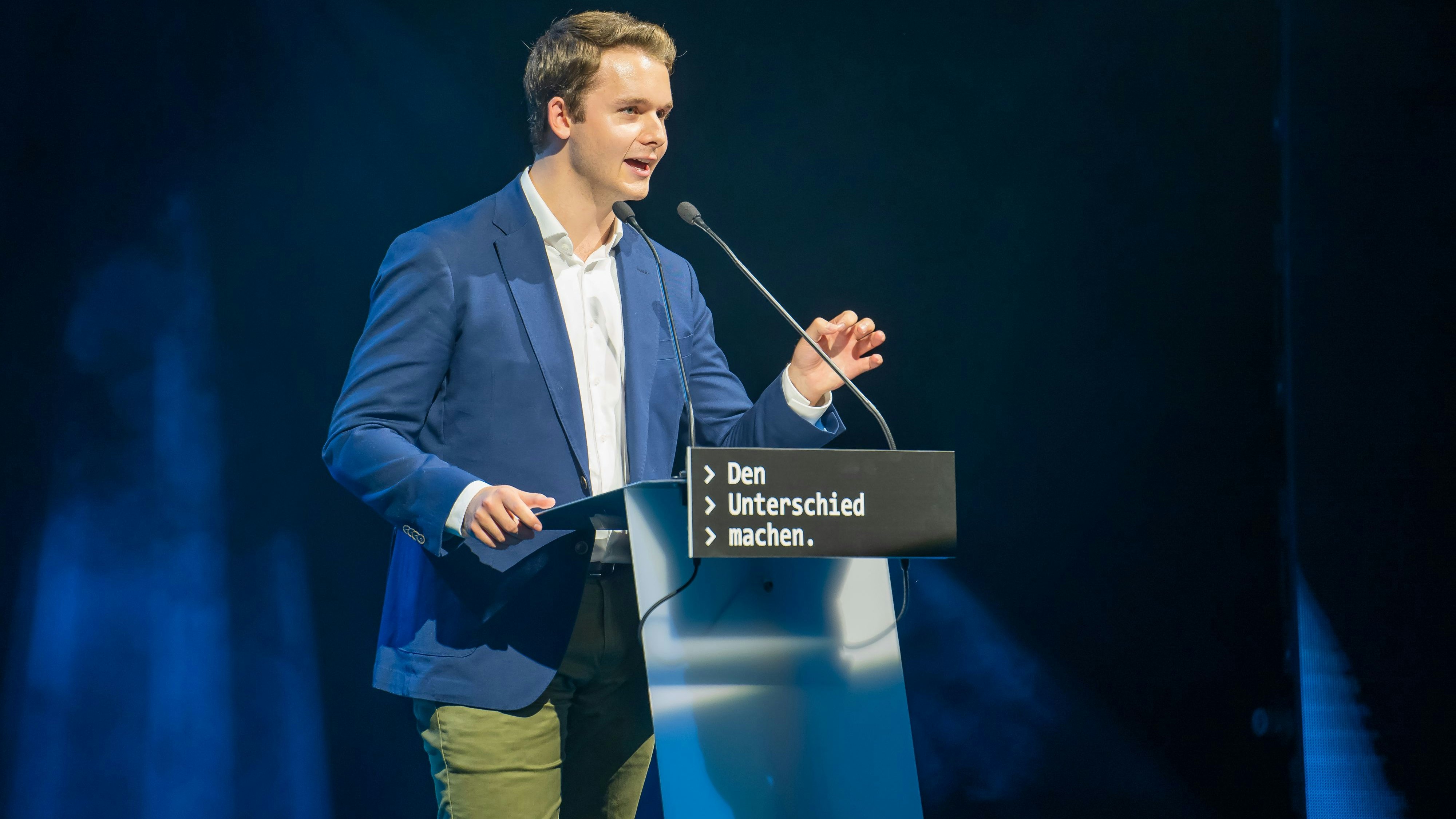 Harald Zierfuß ortet ein Versagen in der pinken Bildungspolitik in Wien.