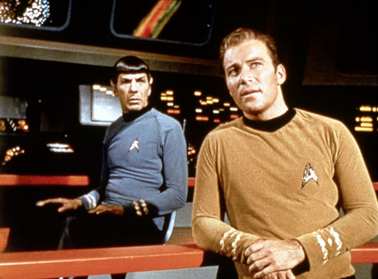 Heute.at - Captain Kirk fliegt mit Bezos-Rakete ins Weltall