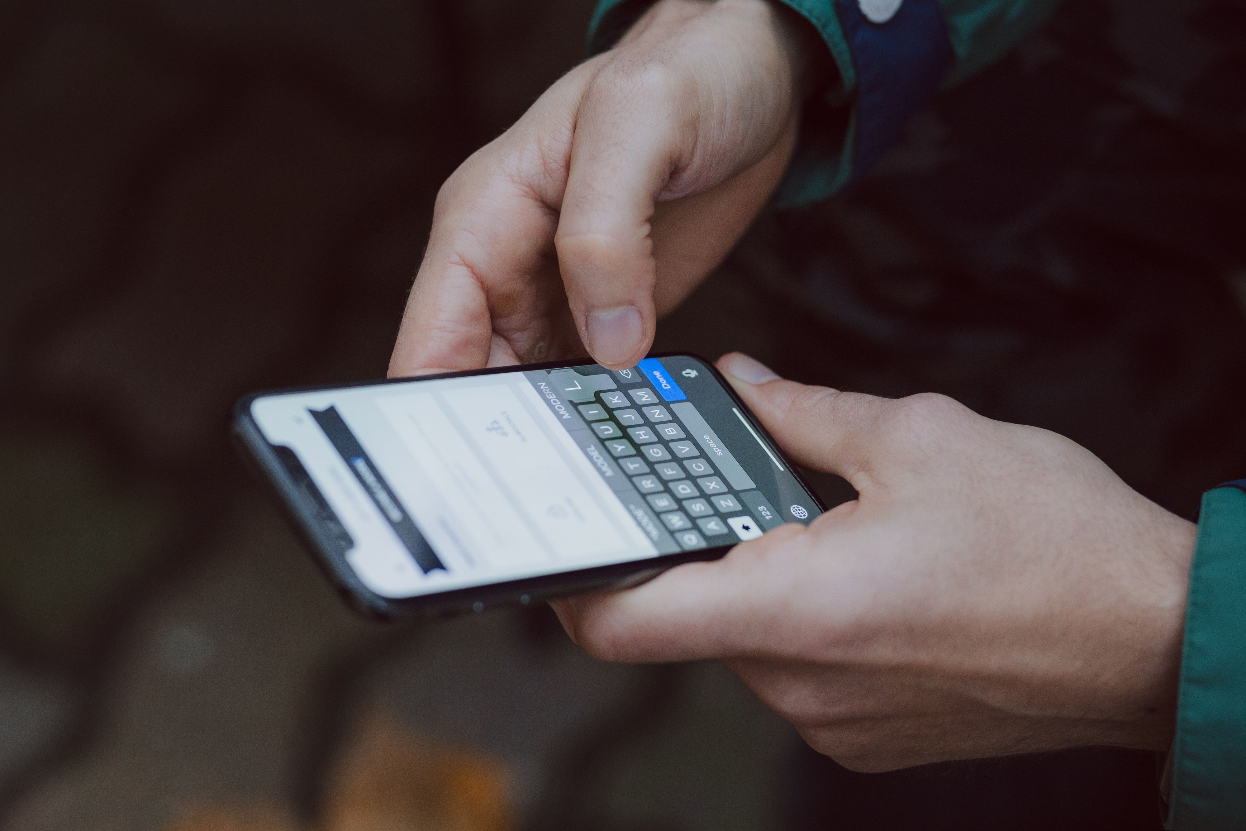 Die Polizei warnt vor einer neuen SMS-Betrugsmasche in Österreich.