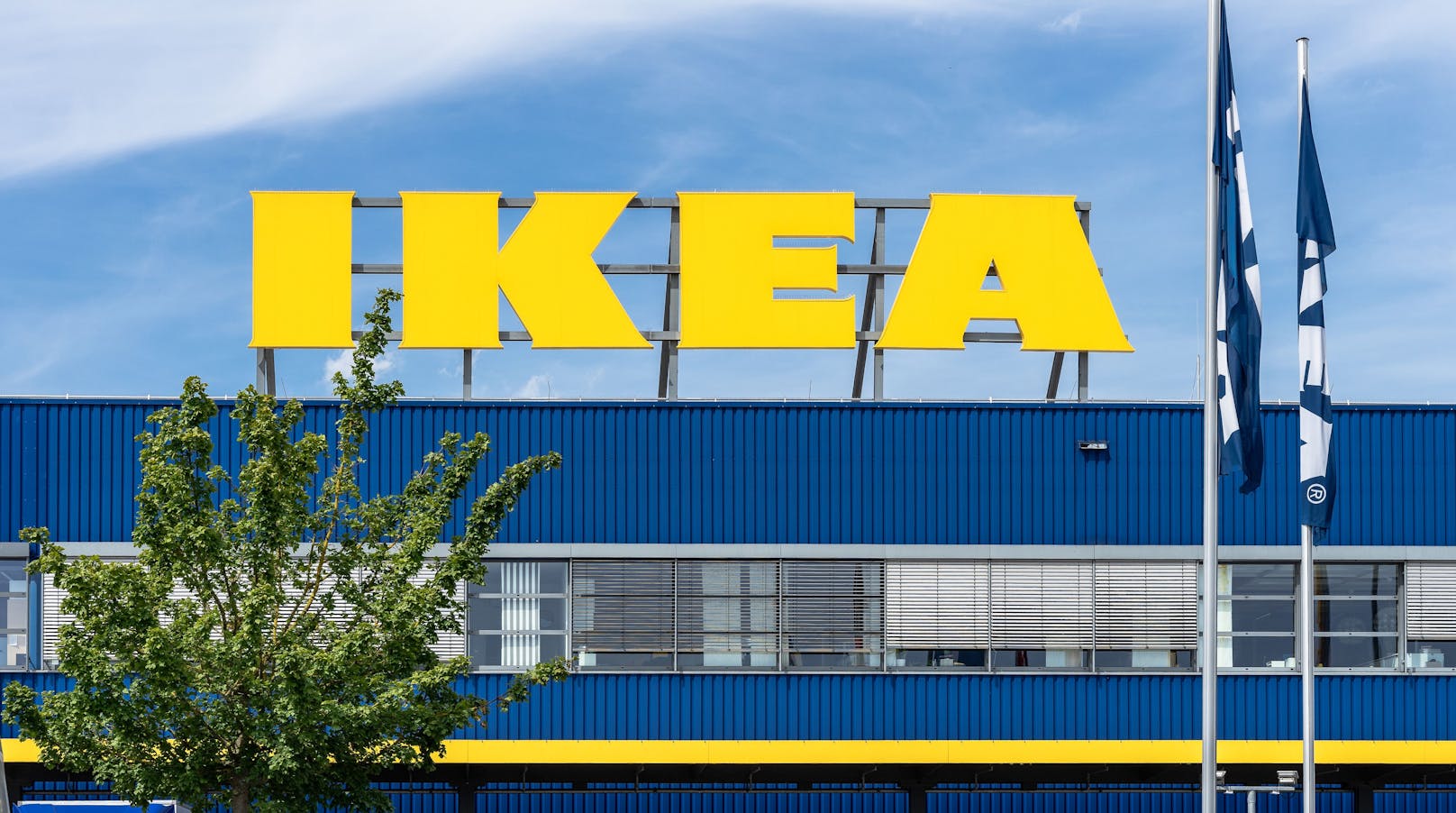 Blick auf eine Filiale des schwedischen Einrichtungs- und Möbelhauses&nbsp;IKEA.