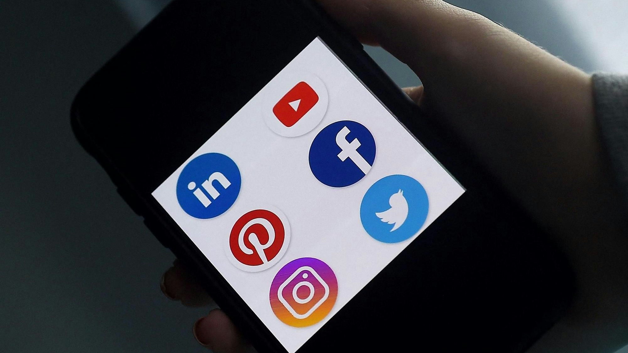 Facebook, WhatsApp und Instagram sind derzeit nicht erreichbar.