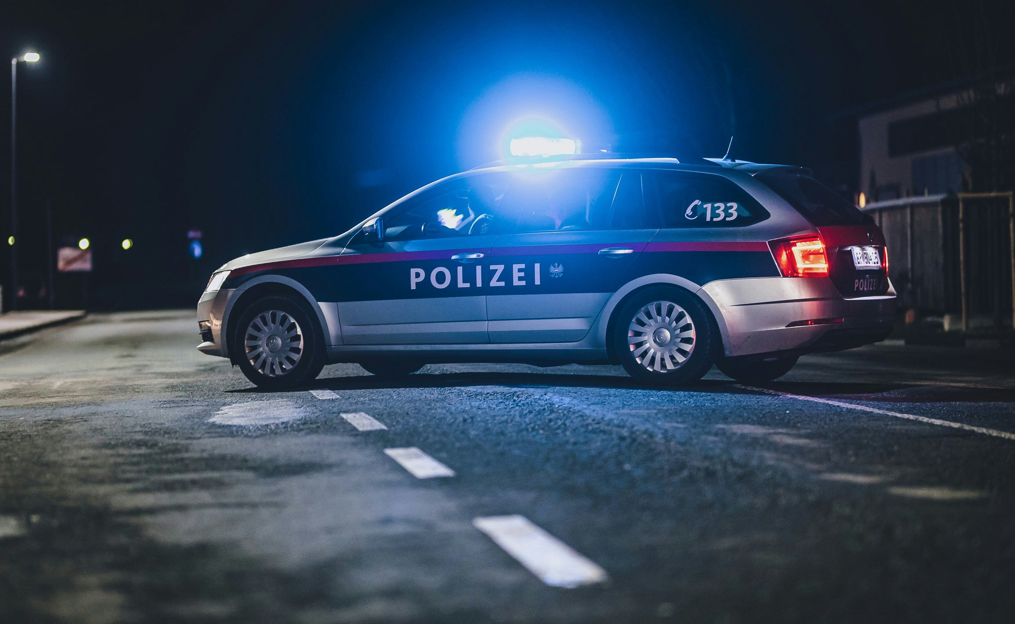 Ein Mann bedrohte seine Ex-Frau und die zwei gemeinsamen Kinder mit einem Messer.