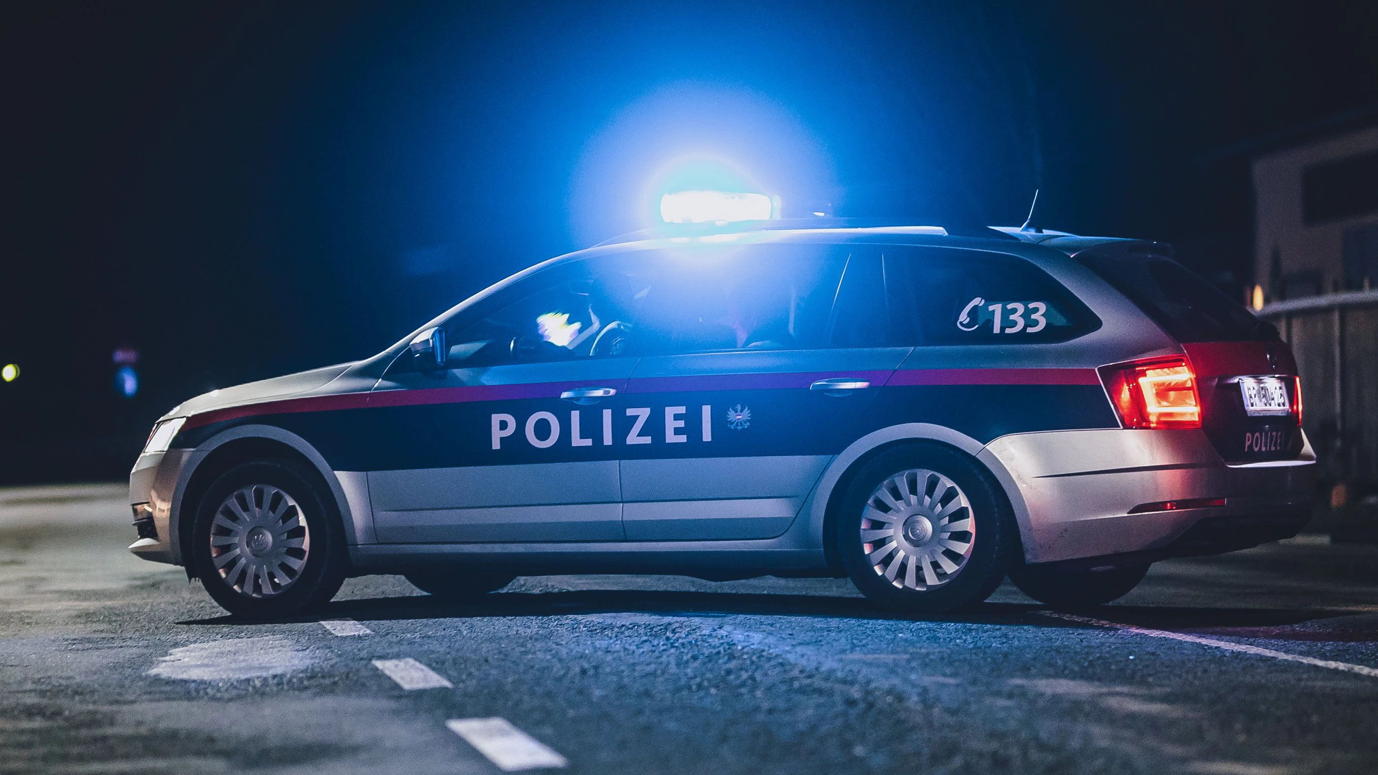 Ein Mann bedrohte seine Ex-Frau und die zwei gemeinsamen Kinder mit einem Messer.